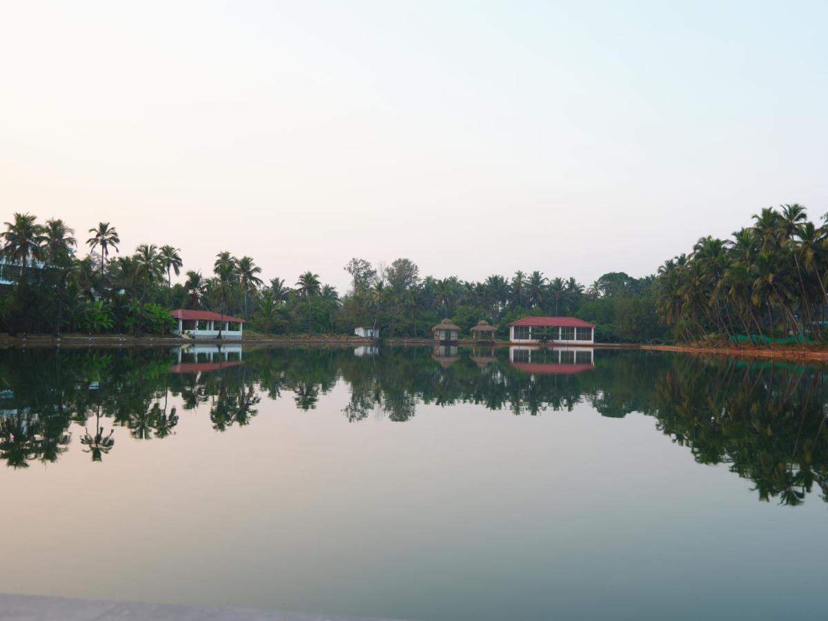 Veda5 Wellness Retreat & Spa Old Goa Exterior photo